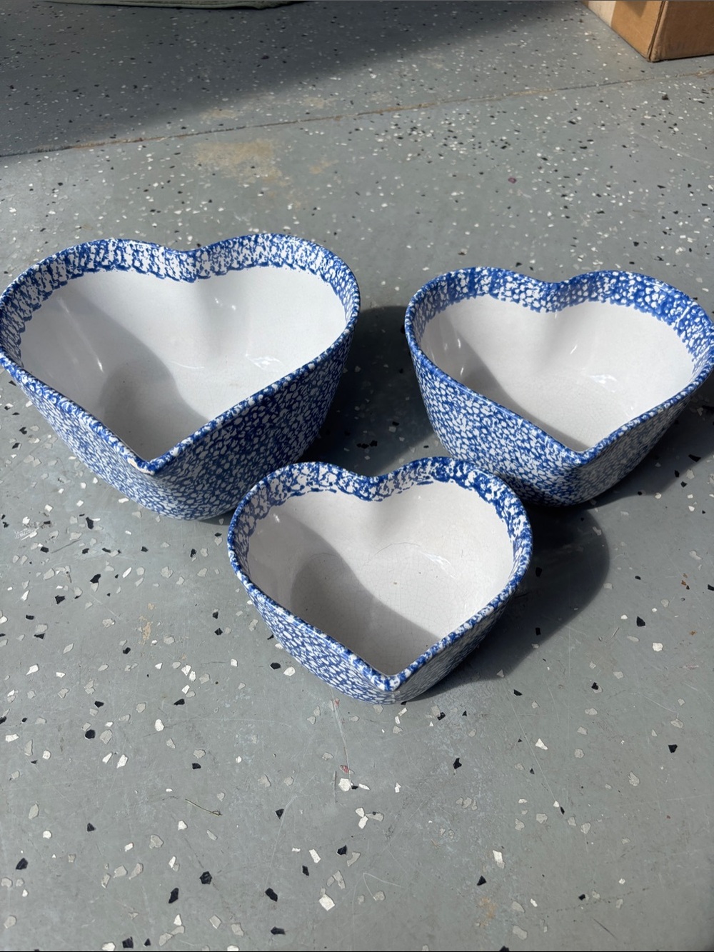 Vintage Nesting Bowls Set of 3 Heart-Shaped Blue Speckle Ceramic